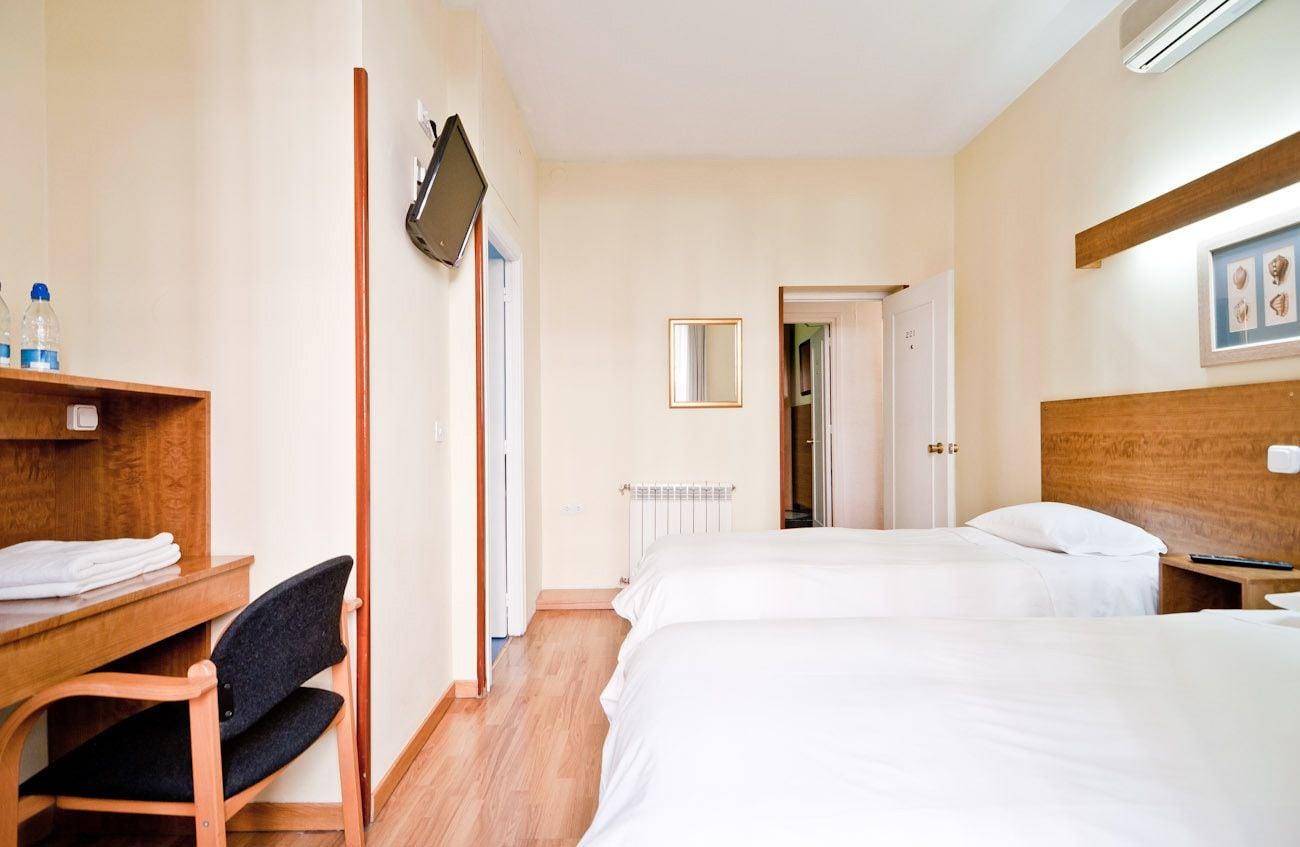 Hostal Asuncion Madrid Buitenkant foto
