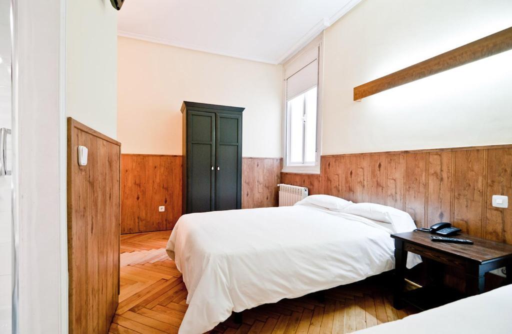 Hostal Asuncion Madrid Kamer foto