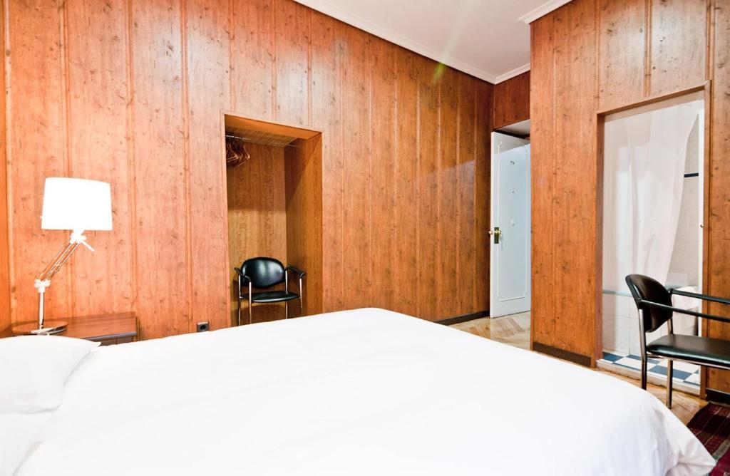 Hostal Asuncion Madrid Buitenkant foto